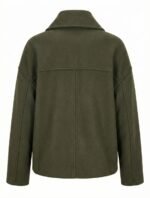 Veste courte vert olive élégante à double boutonnage – style moderne et tendance – Image 4